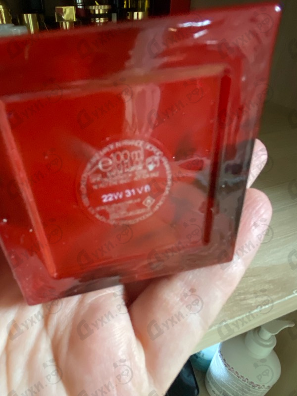 Духи Giorgio Armani Prive Rouge Malachite Купить Prive Rouge Malachite от Giorgio Armani