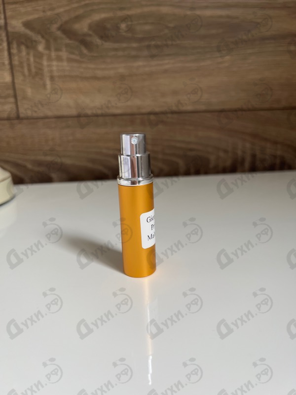 Парфюмерия Prive Rouge Malachite от Giorgio Armani Парфюмерия Giorgio Armani Prive Rouge Malachite