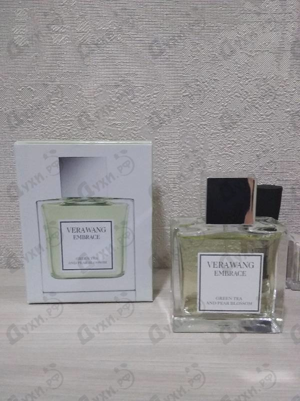 Духи Green Tea & Pear Blossom от Vera Wang
