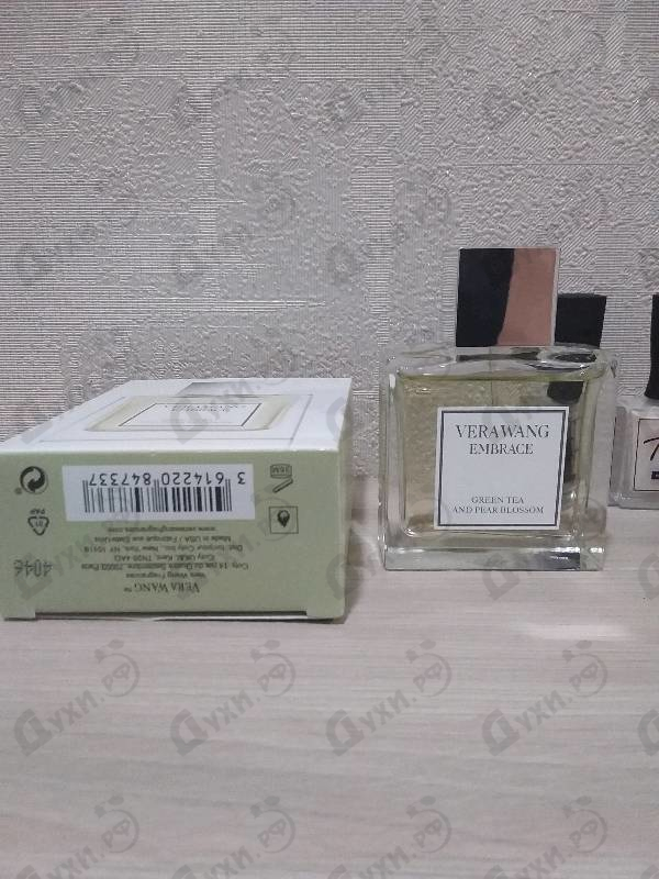 Купить Green Tea & Pear Blossom от Vera Wang