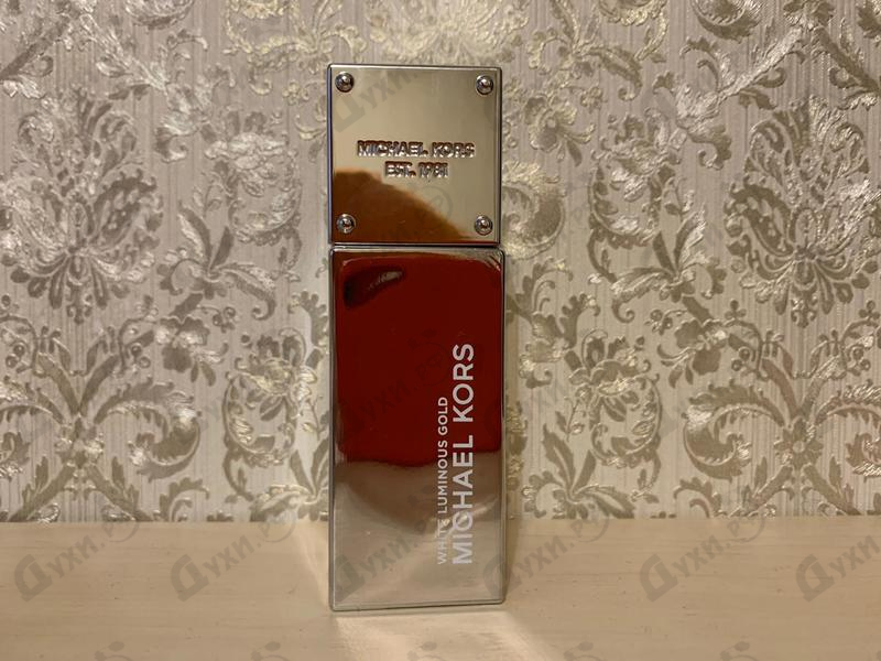 Парфюмерия White Luminous Gold от Michael Kors