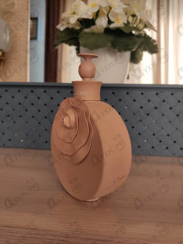 Духи Valentina Poudre от Valentino