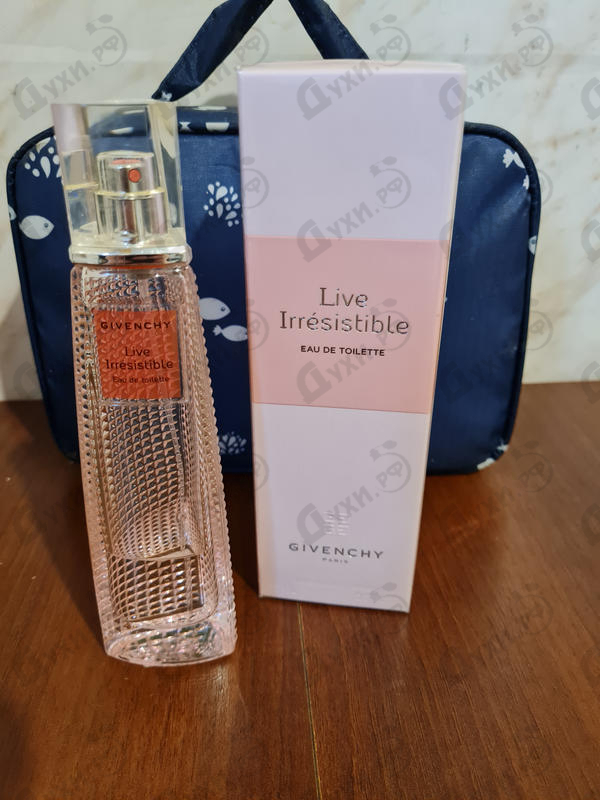 Парфюмерия Live Irresistible от Givenchy