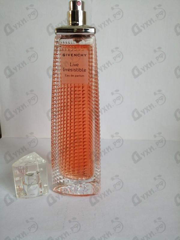 Духи Givenchy Live Irresistible Парфюмерия Live Irresistible от Givenchy