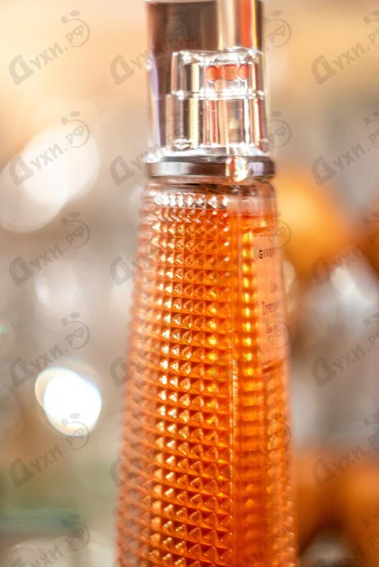 Парфюмерия Live Irresistible от Givenchy
