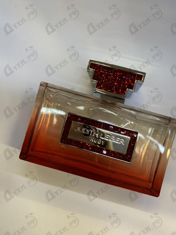 Парфюмерия Ruby от Judith Leiber