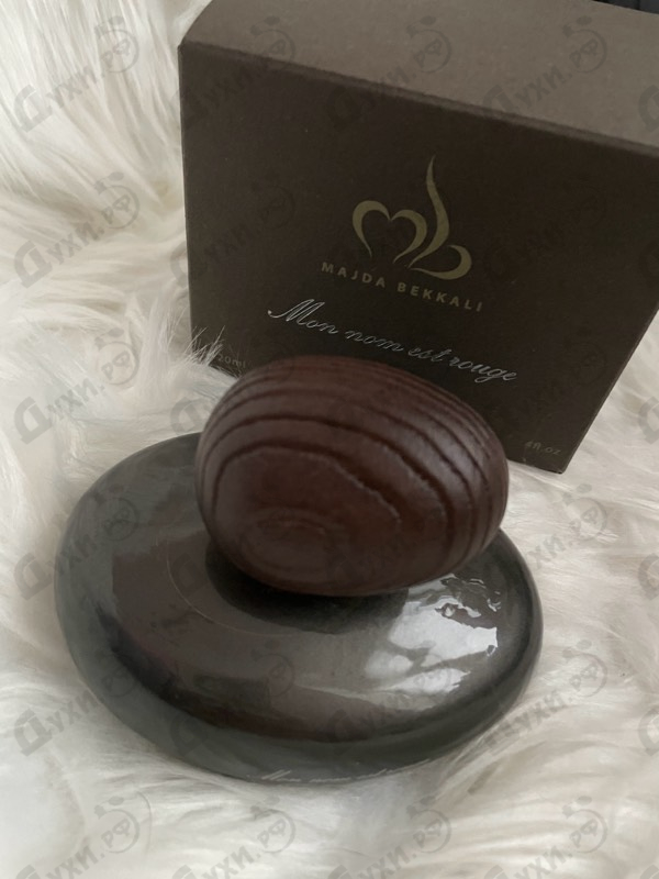 Купить Majda Bekkali Mon Nom Est Rouge