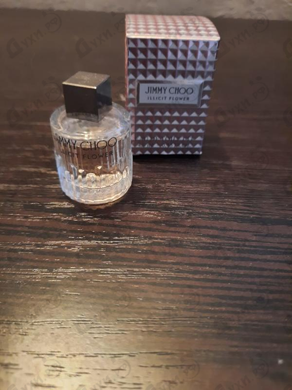 Отзывы Jimmy Choo Illicit Flower Парфюмерия Illicit Flower от Jimmy Choo