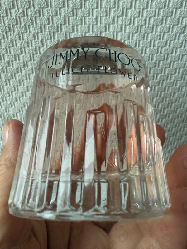 Парфюмерия Illicit Flower от Jimmy Choo