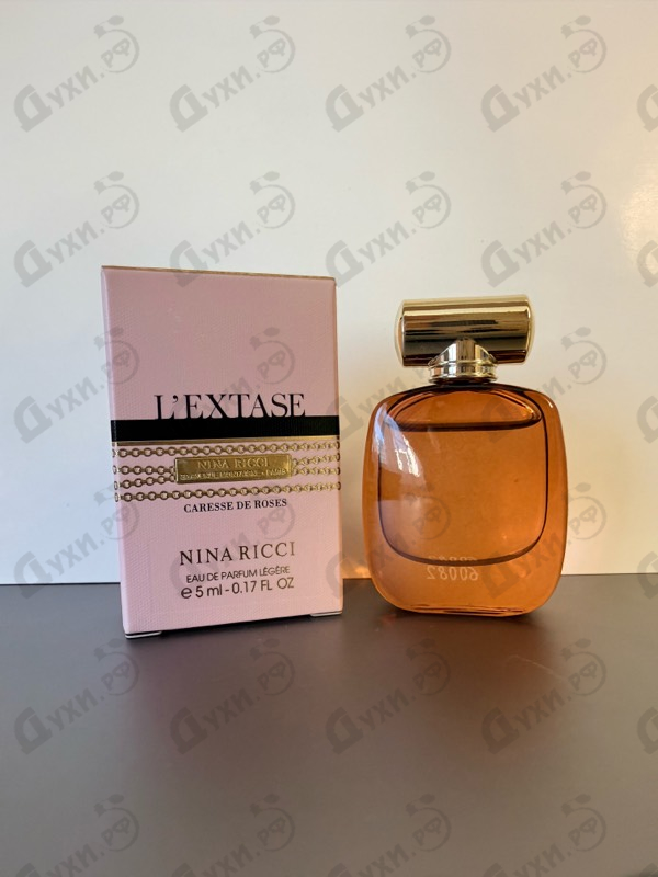 Парфюмерия L'extase Caresse De Roses от Nina Ricci