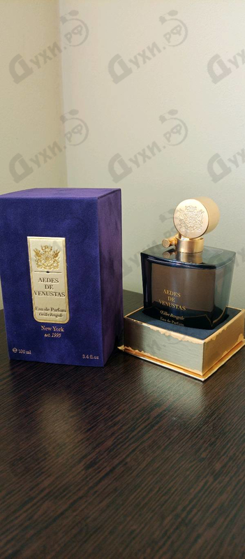 Купить Oeillet Bengale от Aedes de Venustas