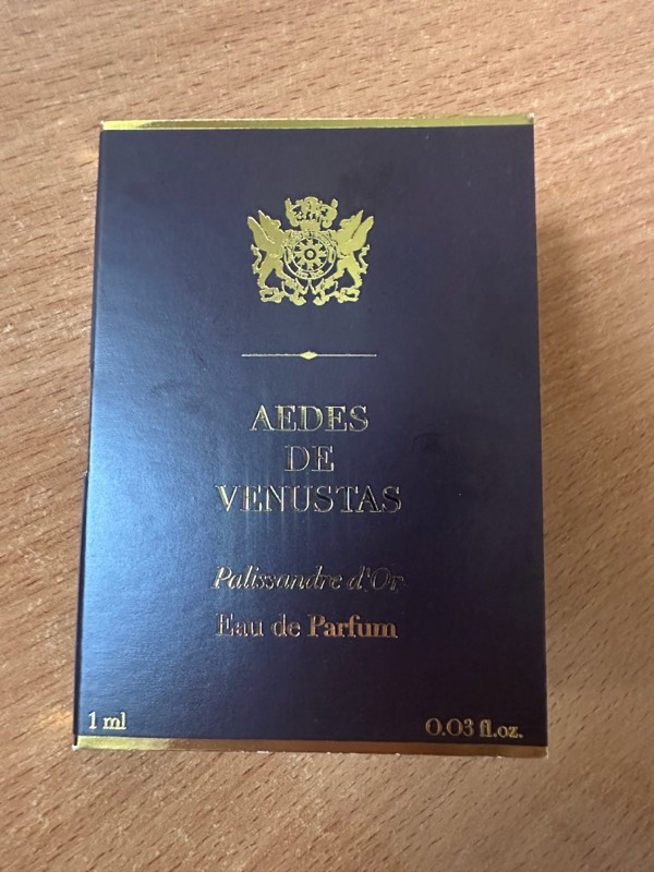 Отзывы Aedes de Venustas Palissandre D'or
