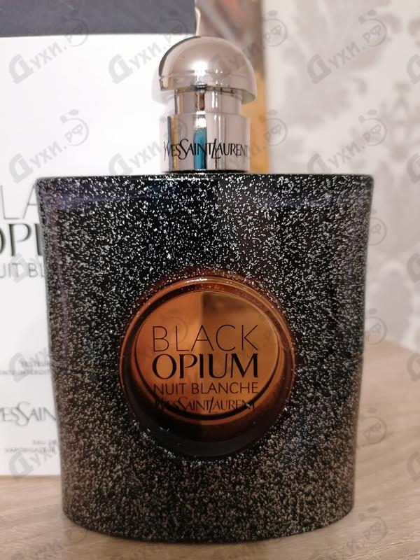 Парфюмерия Black Opium Nuit Blanche от Yves Saint Laurent