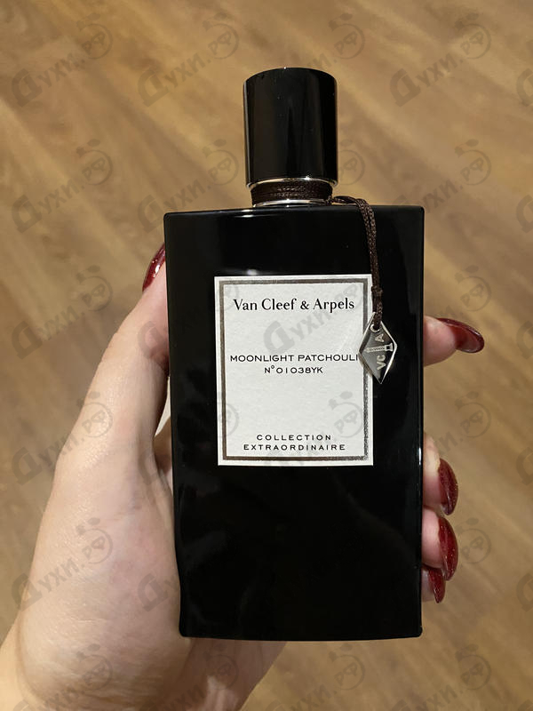 Парфюмерия Moonlight Patchouli от Van Cleef & Arpels