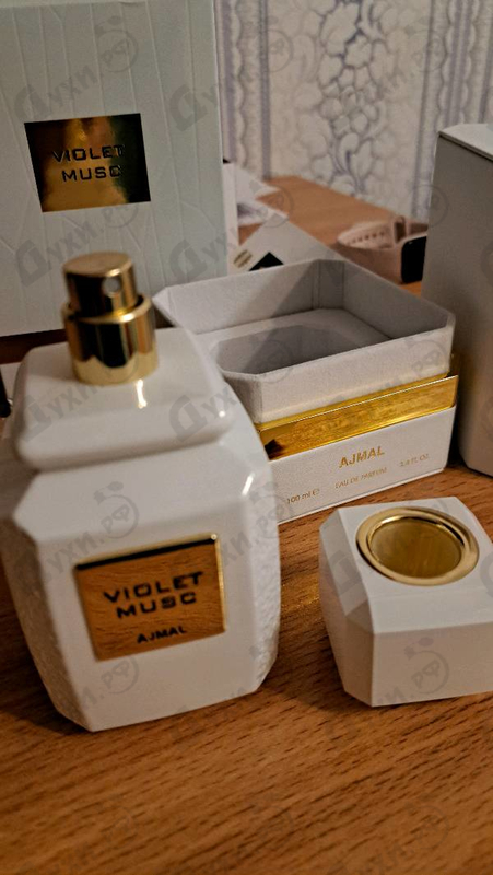 Духи Violet Musc от Ajmal