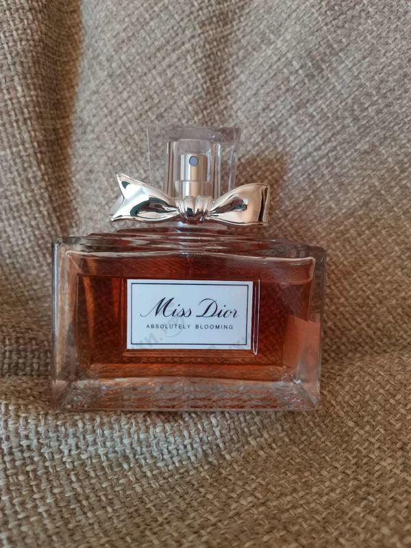 Парфюмерия Miss Dior Absolutely Blooming от Christian Dior