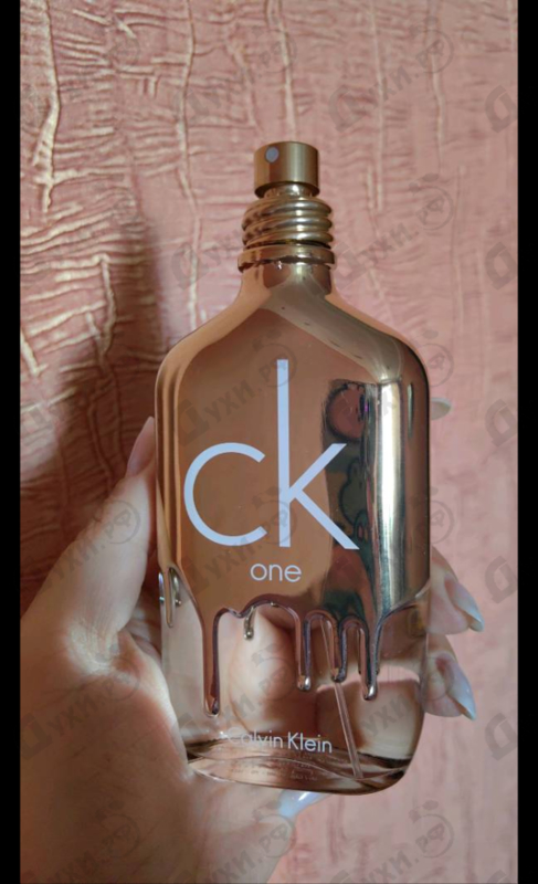 Парфюмерия One Gold от Calvin Klein