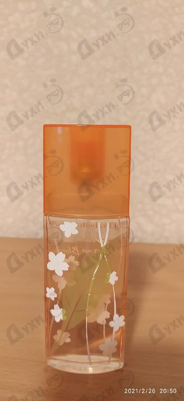 Духи Green Tea Nectarine Blossom от Elizabeth Arden