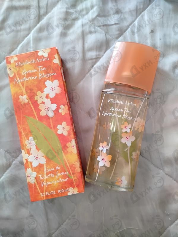 Духи Green Tea Nectarine Blossom от Elizabeth Arden