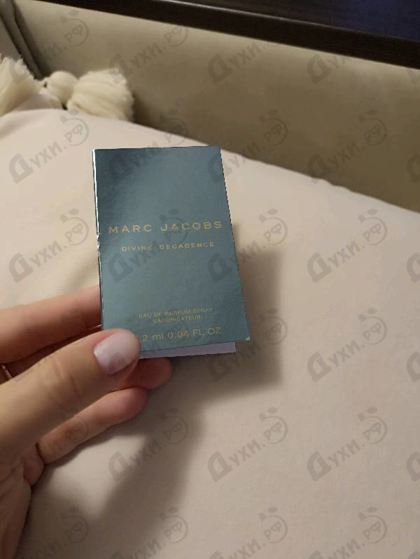 Парфюмерия Divine Decadence от Marc Jacobs