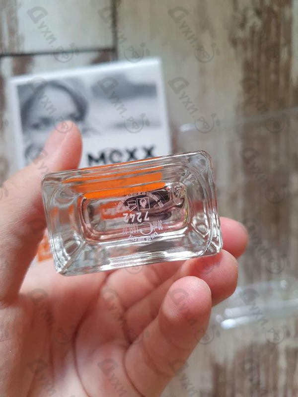 Купить Look Up Now: Life Is Surprising от Mexx