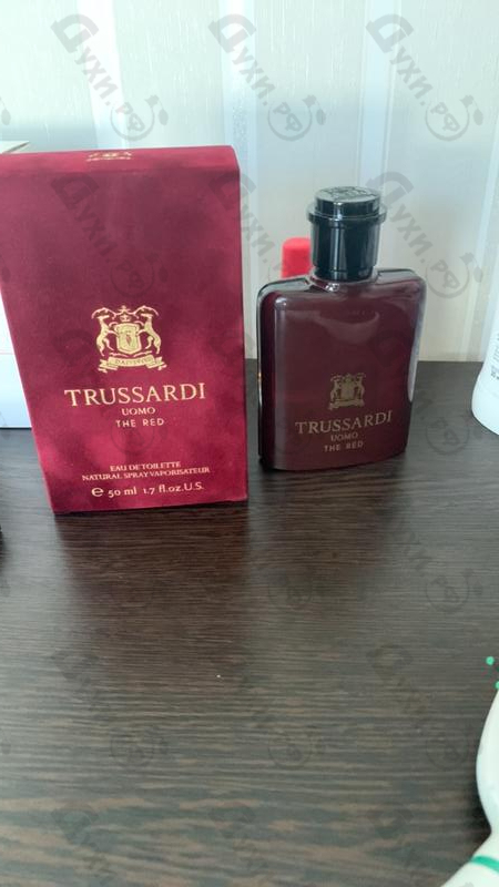 Духи Uomo The Red от Trussardi