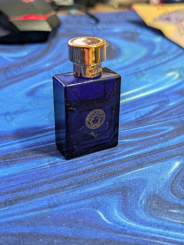 Парфюмерия Dylan Blue от Versace