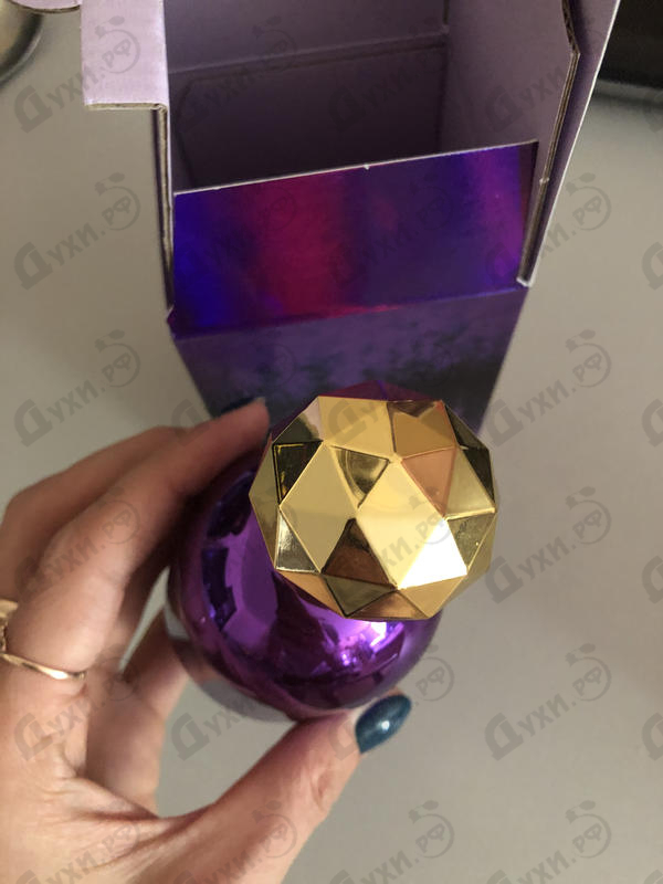 Парфюмерия Viola от Ajmal