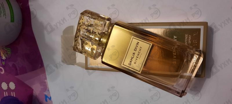 Парфюмерия Dahlia Divin Le Nectar De Parfum от Givenchy