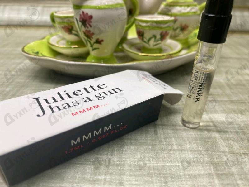 Отзывы Juliette Has A Gun Mmmm...