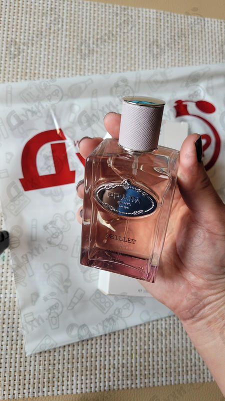 Духи Infusion D'oeillet от Prada