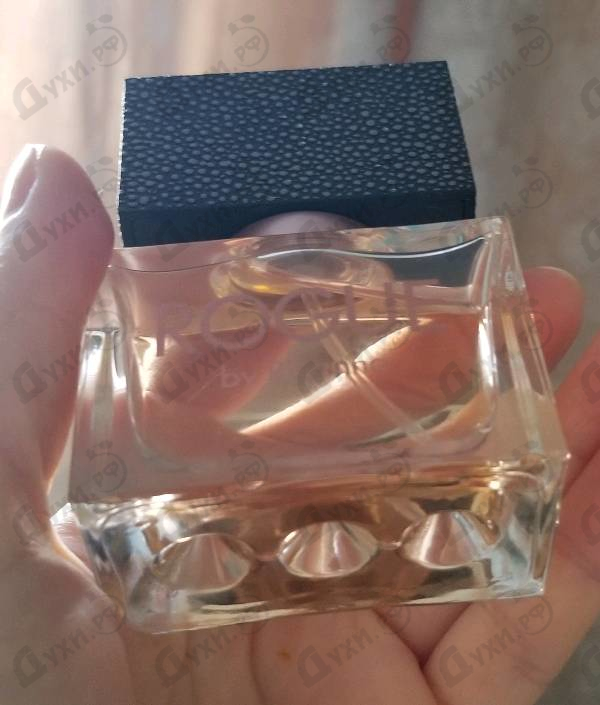 Парфюмерия Rogue от Rihanna