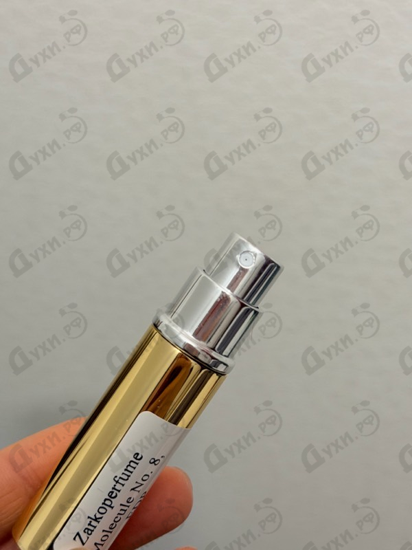 Духи Molecule No. 8 от Zarkoperfume