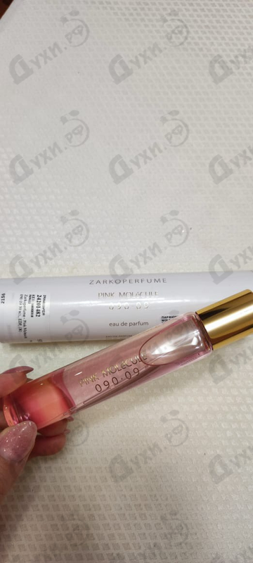 Купить Pink Molecule 090.09 от Zarkoperfume