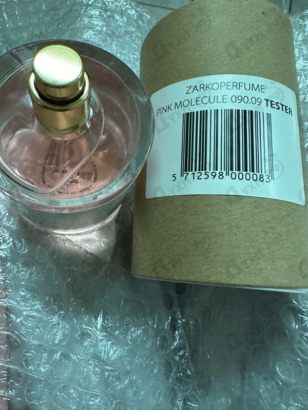 Купить Pink Molecule 090.09 от Zarkoperfume