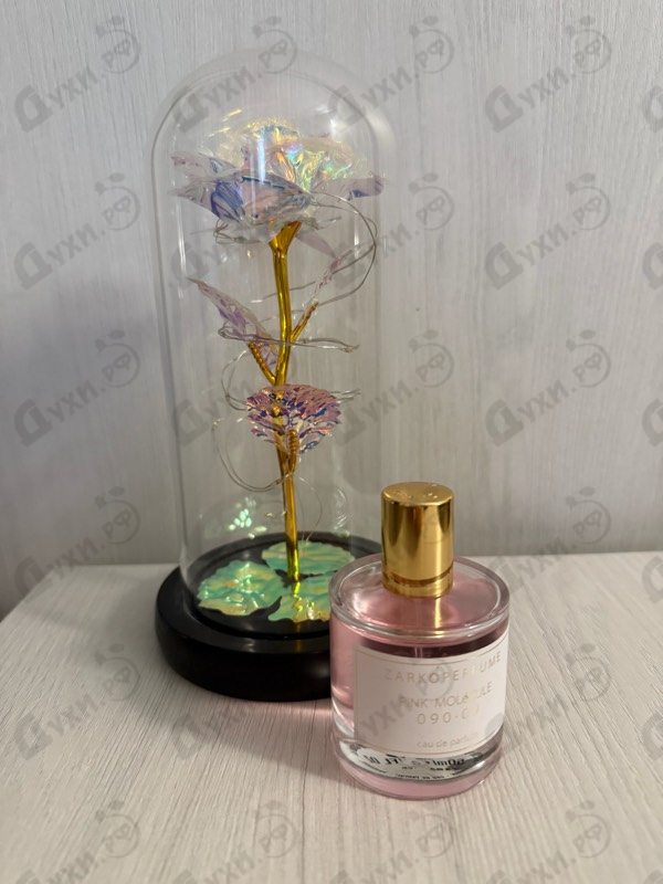 Купить Pink Molecule 090.09 от Zarkoperfume