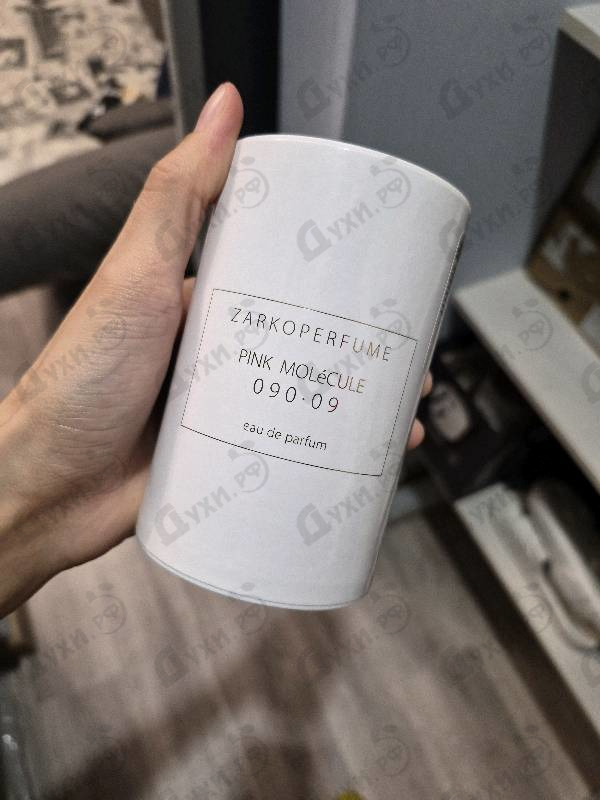 Купить Pink Molecule 090.09 от Zarkoperfume