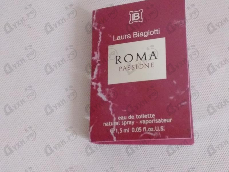 Парфюмерия Roma Passione от Laura Biagiotti