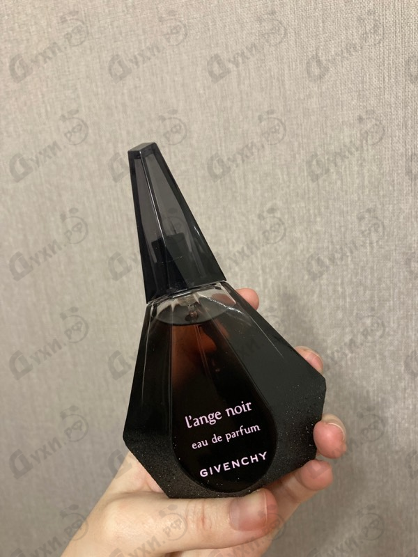 Парфюмерия Ange Ou Demon L'ange Noir от Givenchy