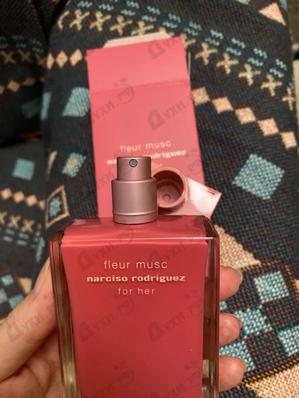 Парфюмерия Fleur Musc For Her от Narciso Rodriguez