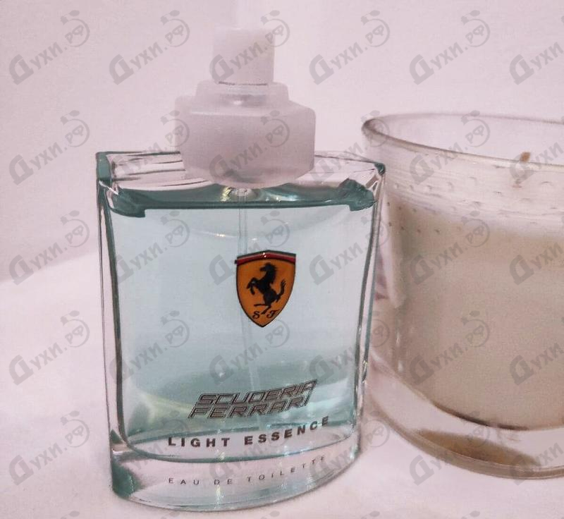 Духи Scuderia Light Essence от Ferrari