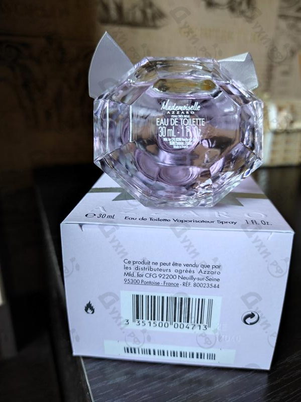 Духи Mademoiselle L'eau Tres Belle от Azzaro