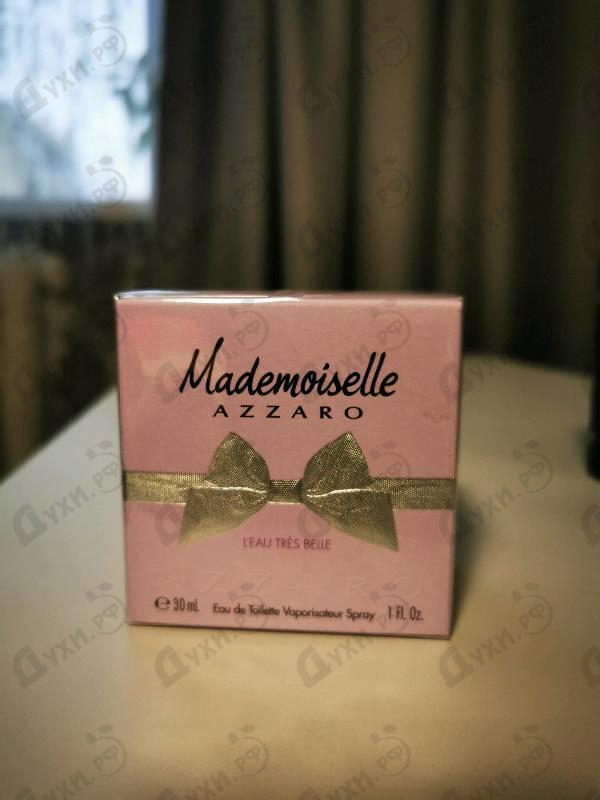 Духи Mademoiselle L'eau Tres Belle от Azzaro