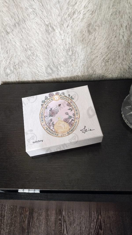 Купить Izia от Sisley