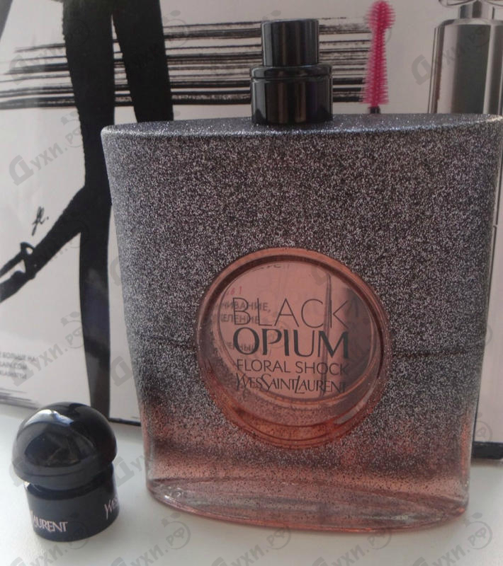 Парфюмерия Black Opium Floral Shock от Yves Saint Laurent