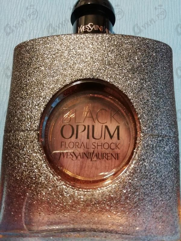 Купить Black Opium Floral Shock от Yves Saint Laurent