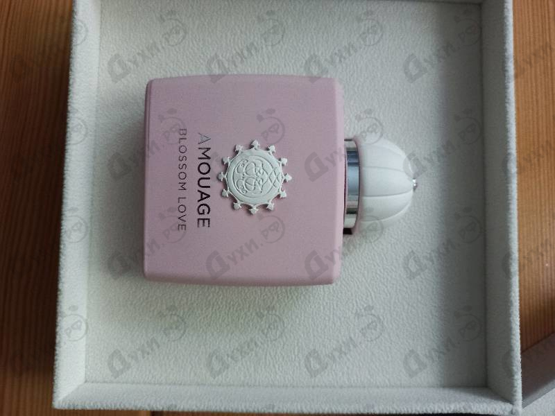 Парфюмерия Blossom Love от Amouage