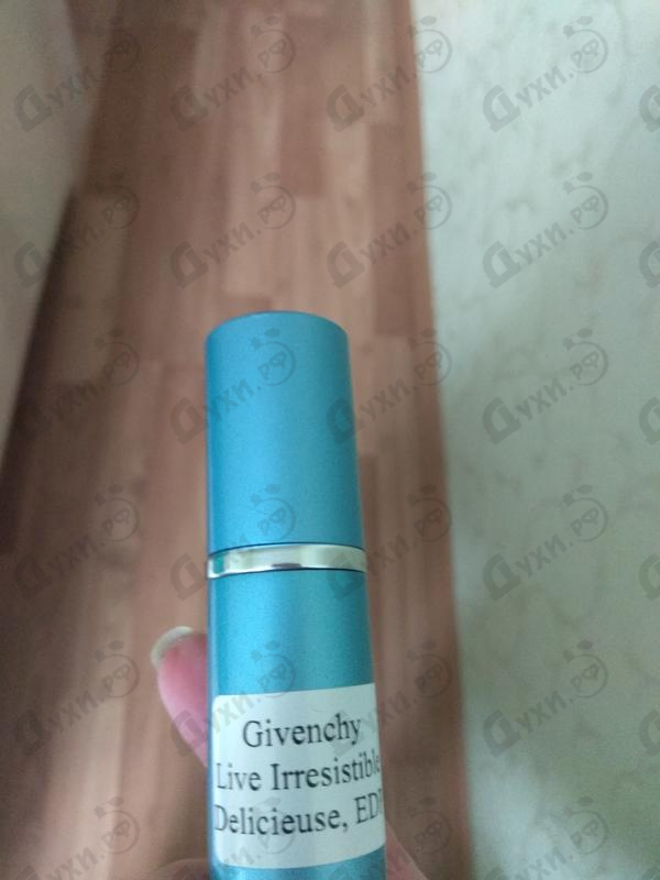 Купить Live Irresistible Delicieuse от Givenchy Парфюмерия Givenchy Live Irresistible Delicieuse