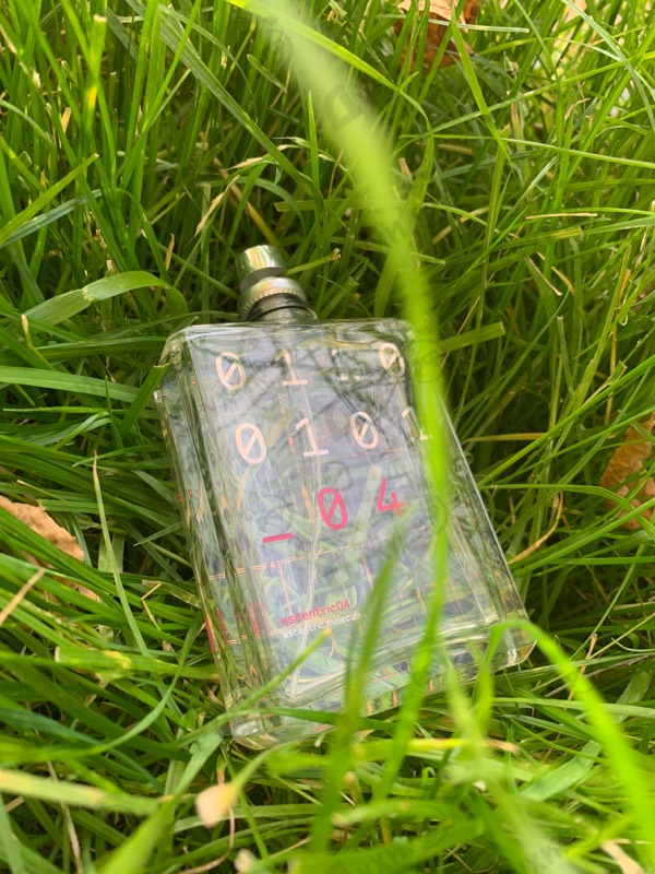 Духи Escentric 04 от Escentric Molecules