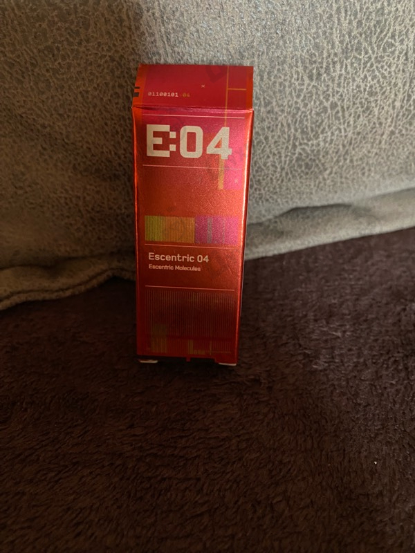 Духи Escentric 04 от Escentric Molecules